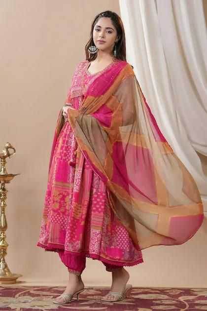 Maslin Silk Gown With Dupatta - MYLUXURY LANE ENTERPRISE